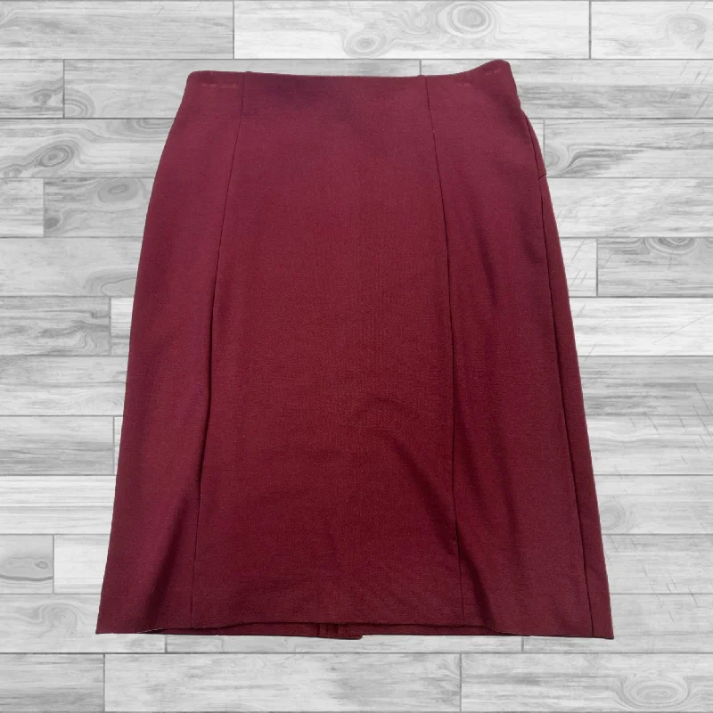 Skirt Mini & Short By Ann Taylor In Burgundy, Size: S