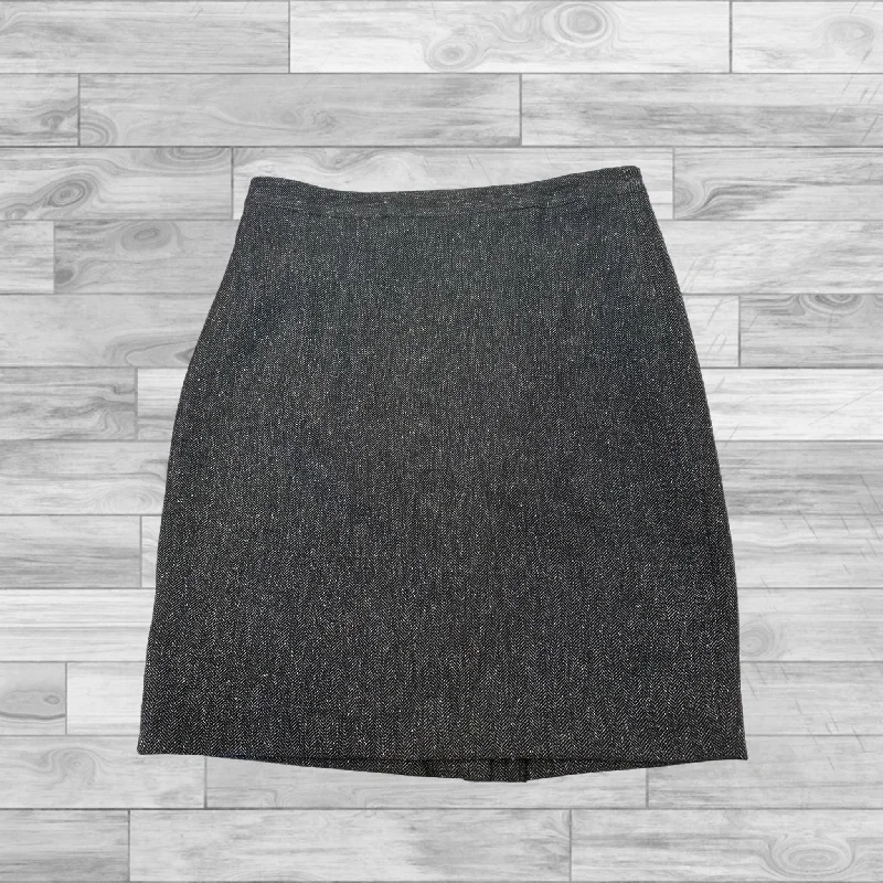 Skirt Mini & Short By Loft In Grey, Size: 6