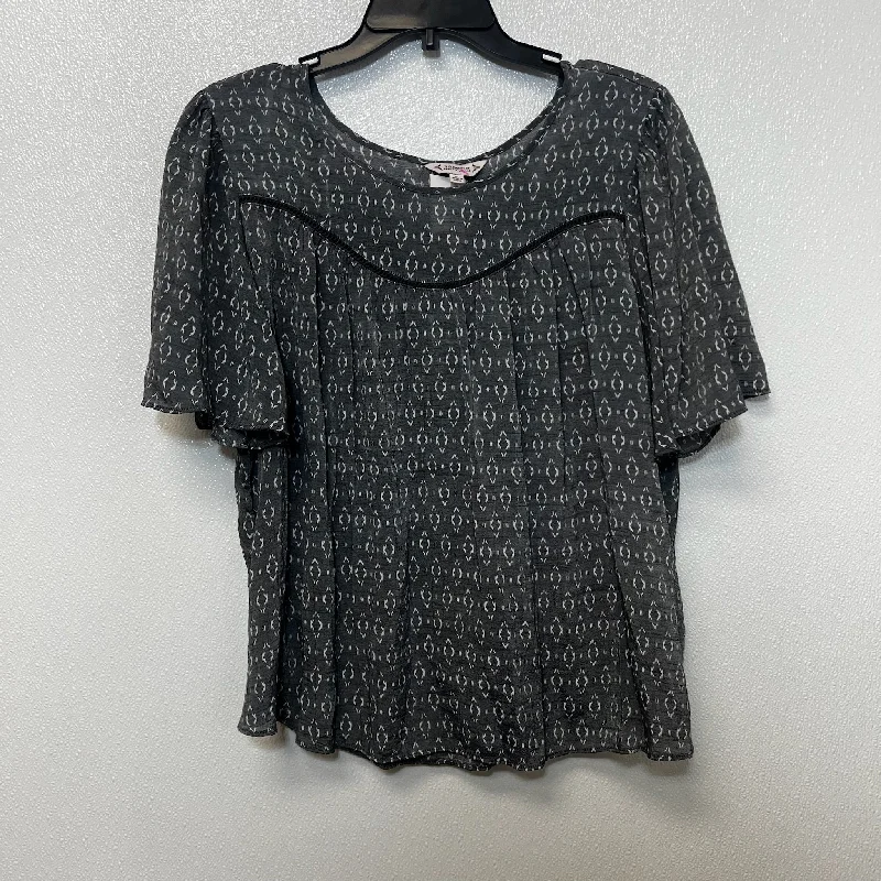 Top Short Sleeve By Nanette Lepore In Grey, Size: Xl